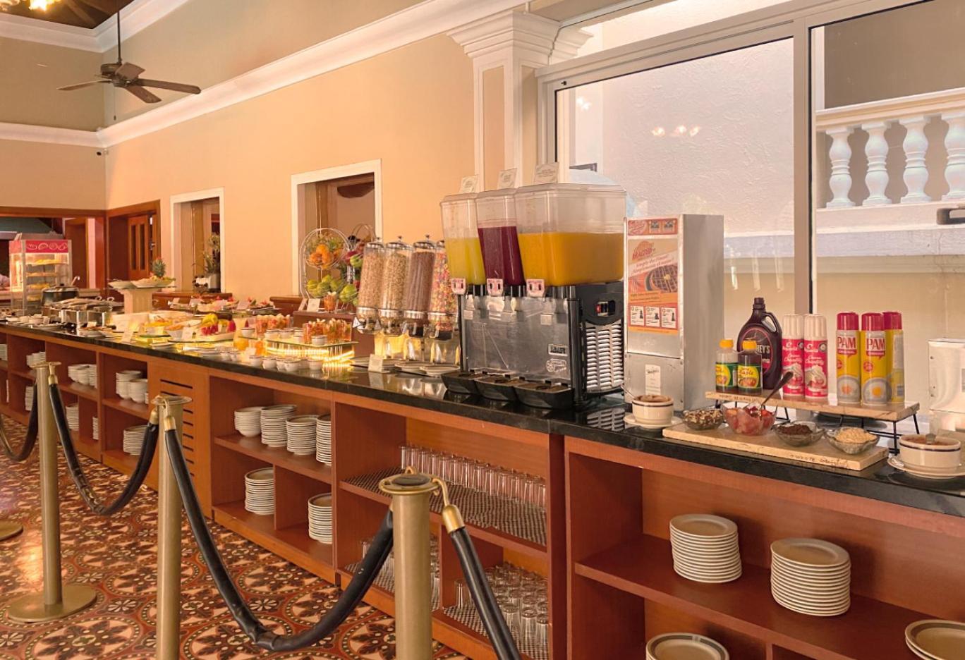 El Prado Hotel