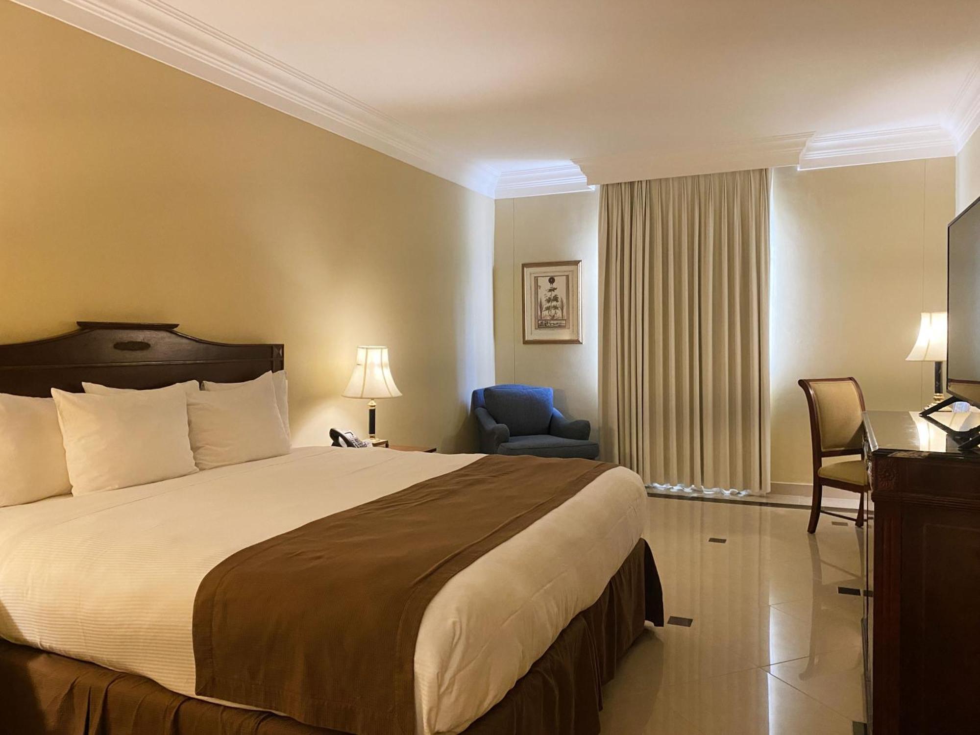 El Prado Hotel