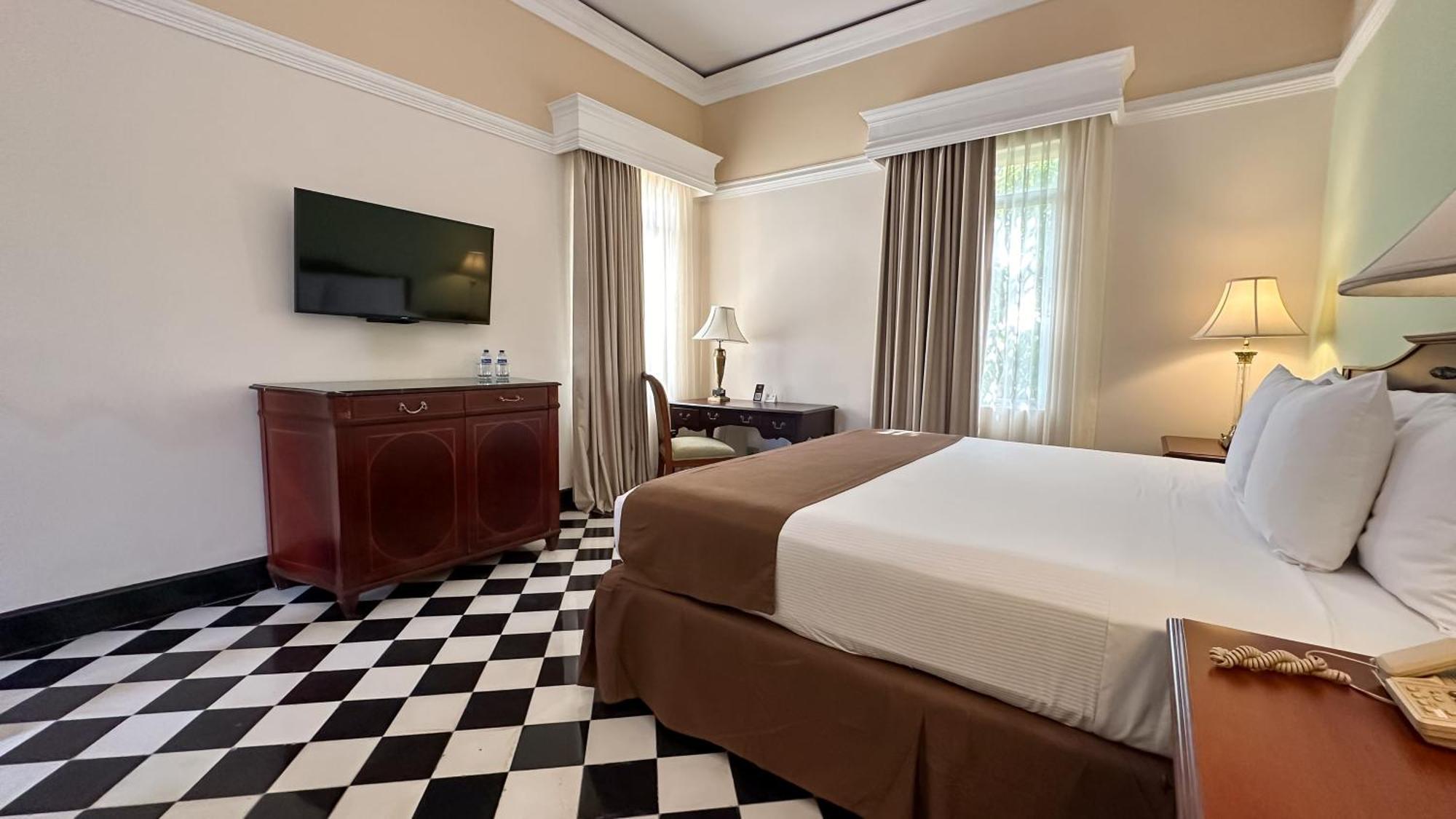El Prado Hotel 5*