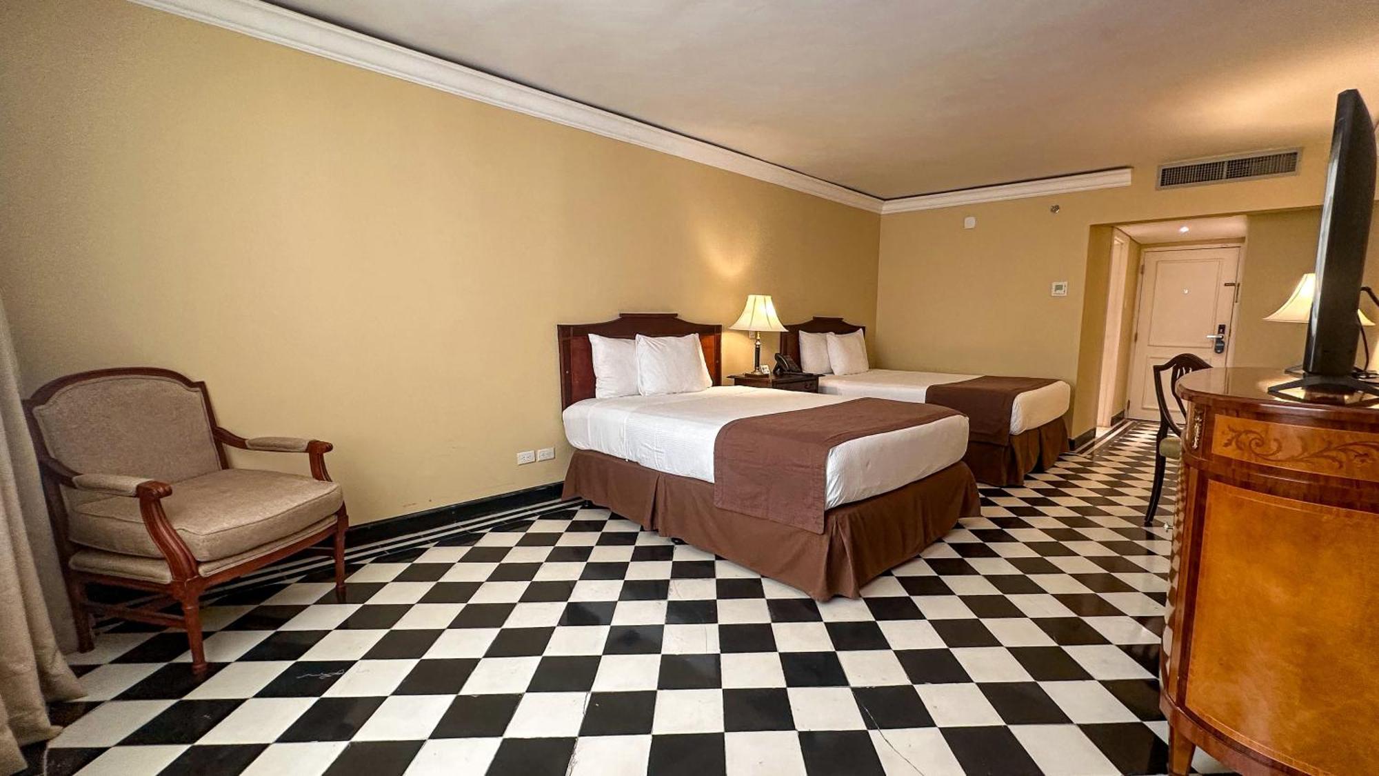 El Prado Hotel